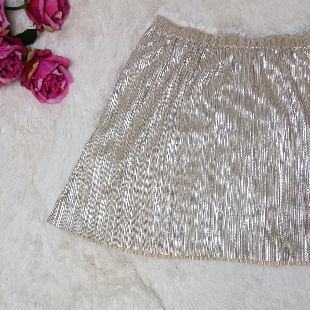BCBG Champagne Gold Mini Skirt - Picture 2 of 2
